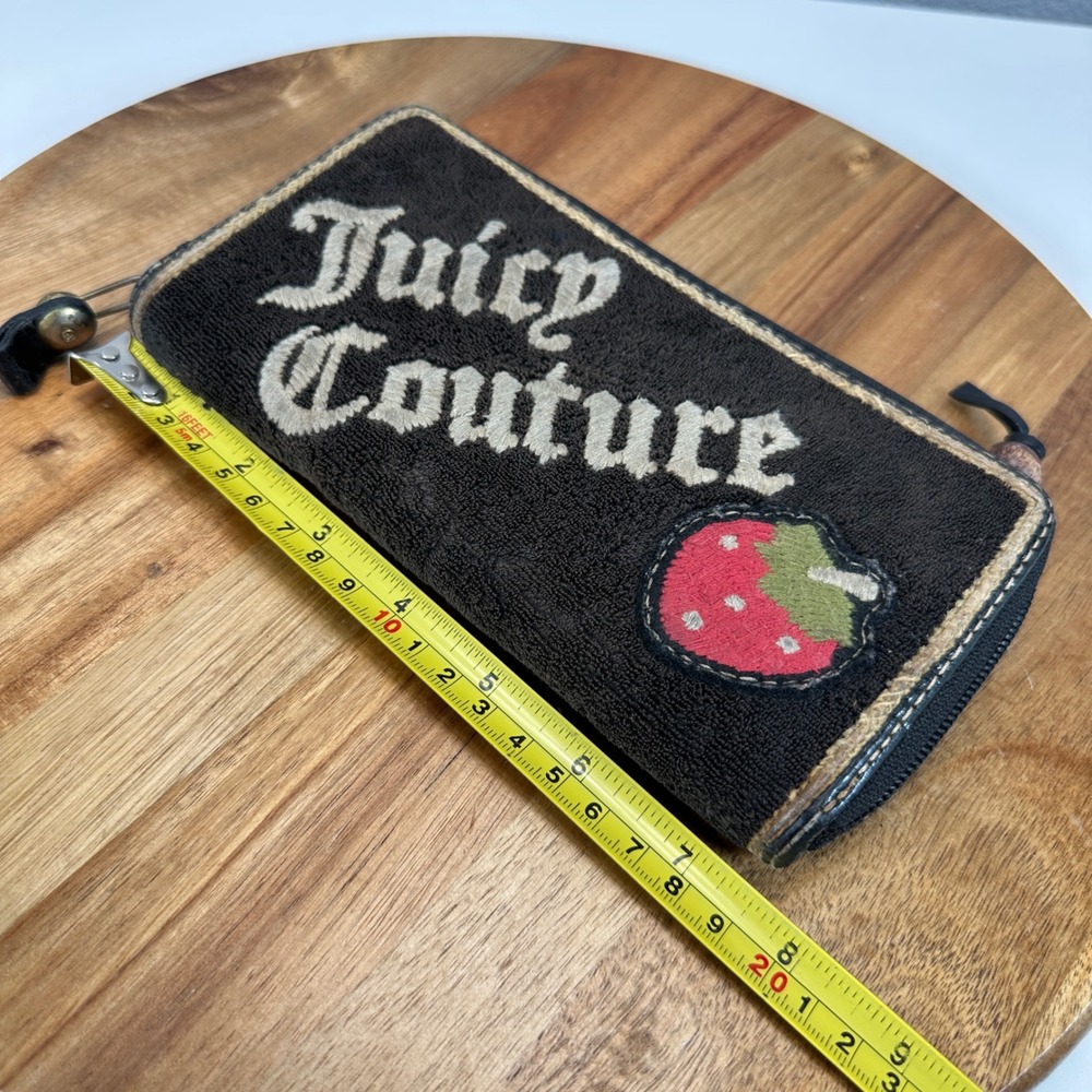 VTG Juicy Couture Brown Velour Strawberry Zip Around Wallet Y2K Embroidered Logo - Picture 3 of 9